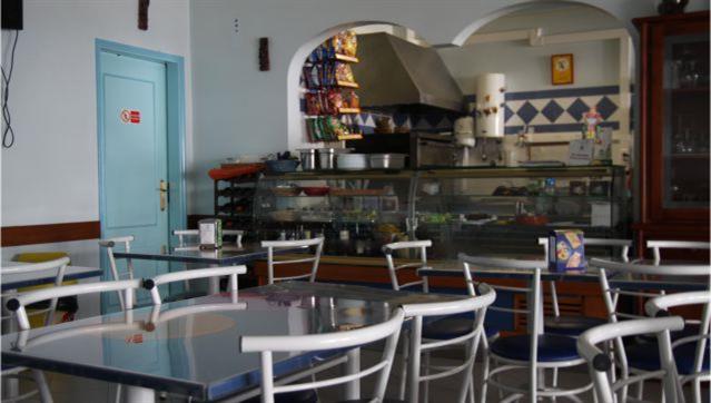 Pizzaria Jona | Restaurante, Cafetaria