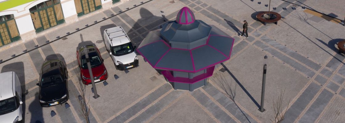 Oferta pública para a cessão de exploração do quiosque da praça e do carrossel na Praça da ...