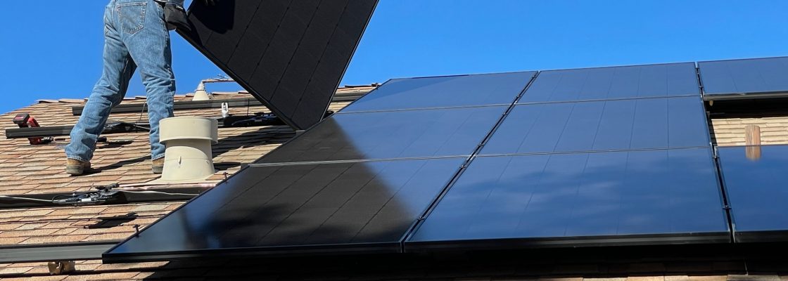 Hasta pública para atribuição do direito de utilização das coberturas e ou outras zonas de p...