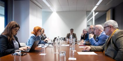 Municípios do Lago Alqueva rejeitam projeto fotovoltaico flutuante e alertam para impacto no turismo